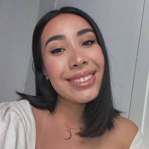 Meet your Posher, Ali